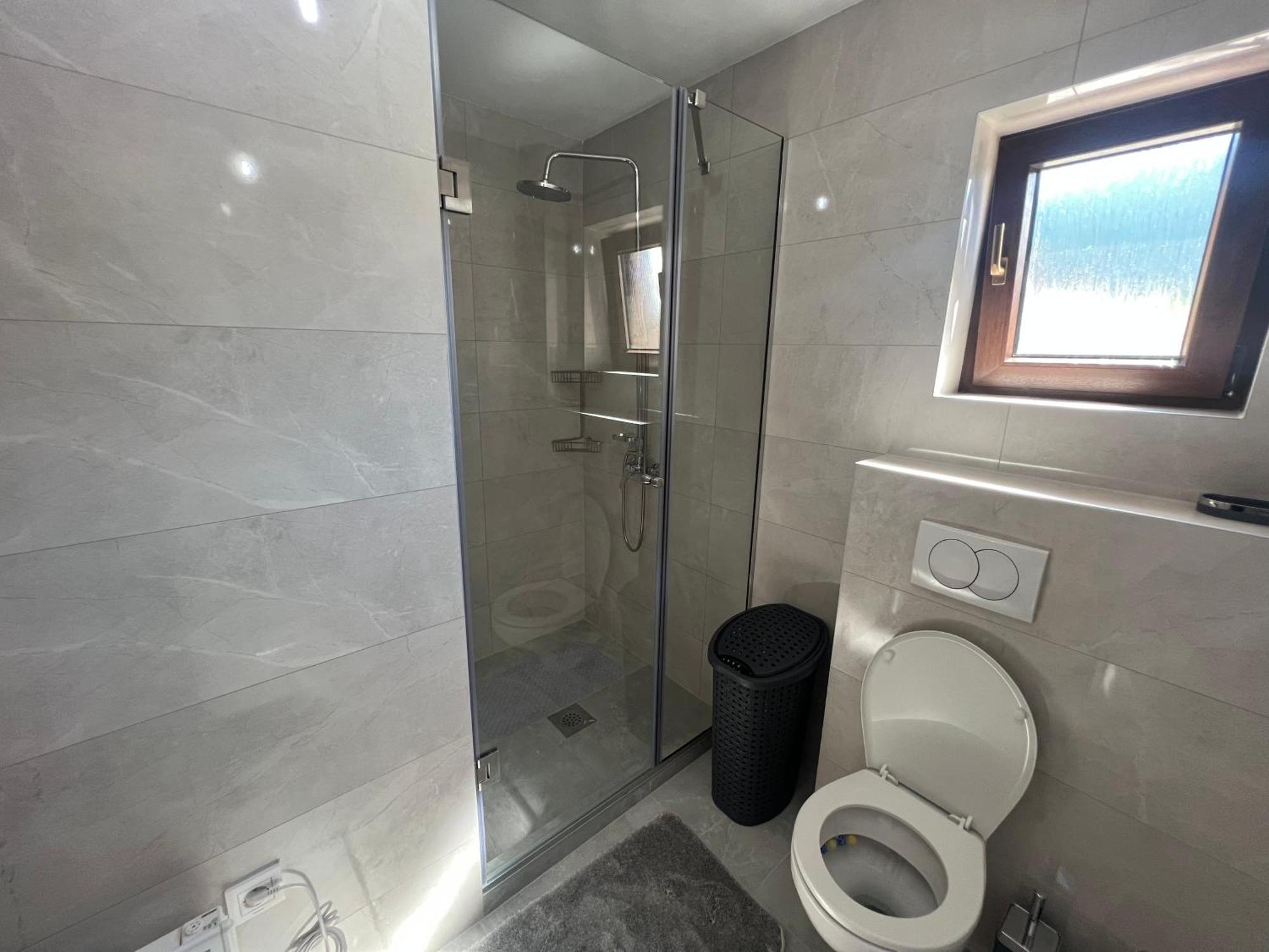 Zen Den Apartments Оточац Екстер'єр фото